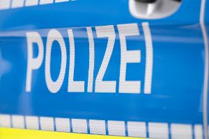 Die Polizei hatte zwei Tote in einer Wohnung in Lahr entdeckt. (Symbolbild)