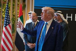 Trump reist nicht zu Ukraine-Treffen wegen Geburt von Enkel