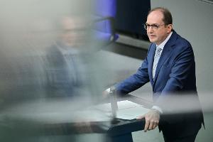 Dobrindt: Politikwechsel hat begonnen - an den Grenzen