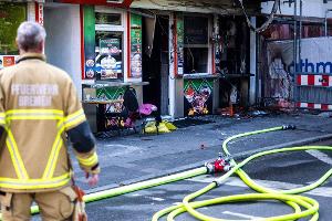 Vier Verletzte bei Brand in einem Bremer Dönerladen