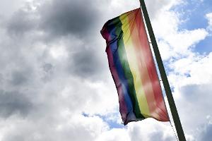 Verband: Hass und Gewalt gegen queere Menschen nimmt zu