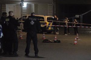 Der Polizist schwebte zwischenzeitlich in Lebensgefahr und wurde in einem Krankenhaus notoperiert. 