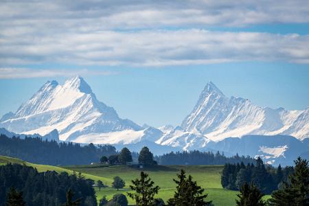 Wenn Deutsche so könnten, wie sie wollten, dann würden sie am liebsten in die Schweiz auswandern. (Archivbild) Wenn Deutsche so könnten, wie sie wollten, dann würden sie am liebsten in die Schweiz auswandern. (Archivbild)
