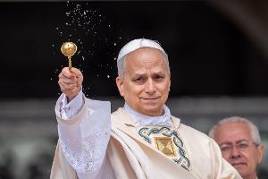 Segen für die Menschen: Papst Leo.