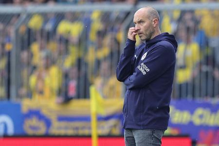 Vor Relegation: Braunschweig stellt Trainer Scherning frei