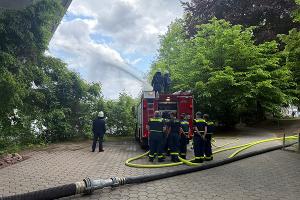 Gemeinsame Übung von THW Und Feuerwehr Iserlohn am Seilersee