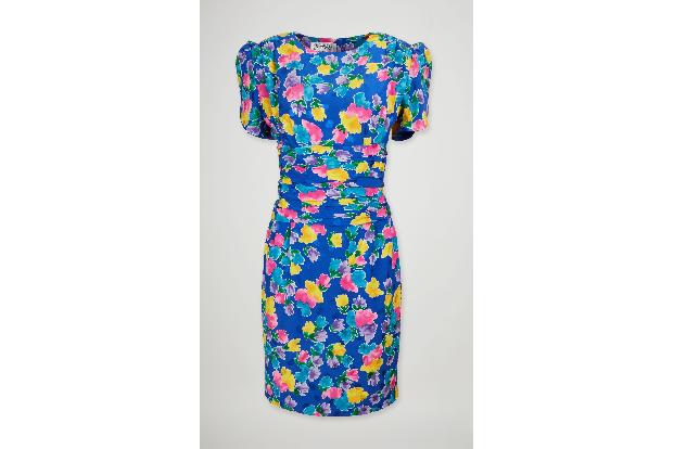 Das Blumenkleid aus Dianas Garderobe wird auf 100.000 bis 200.000 Dollar geschätzt. 