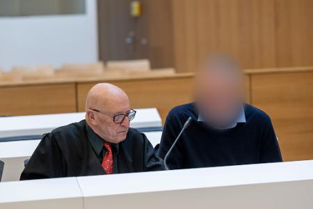 Spionage? Oder nur private Gespräche? 