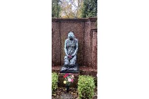 Bronze-Skulptur Frau