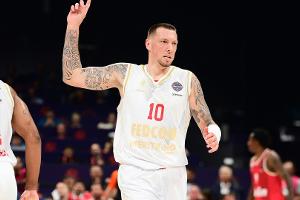 EuroLeague: Theis spielt um den Titel, Pleiß verliert