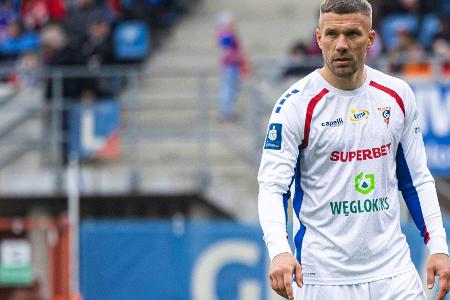 Podolski verlängert in Zabrze bis 2026 Podolski verlängert in Zabrze bis 2026