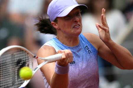French Open: Swiatek glanzlos in Runde zwei French Open: Swiatek glanzlos in Runde zwei