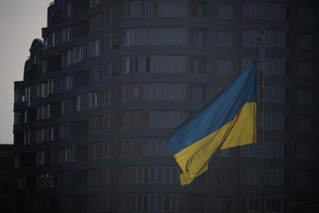 Die ukrainische Stadt Mykolajiw wurde in den vergangenen Tagen Ziel von vermehrten russischen Drohnenangriffen. Die ukrainische Stadt Mykolajiw wurde in den vergangenen Tagen Ziel von vermehrten russischen Drohnenangriffen.