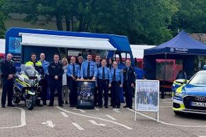 Polizeibeamtinnen und Polizeibeamte der Polizei Andernach und des Polizeipräsidiums Koblenz
