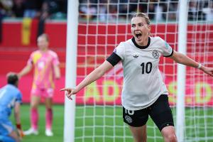 Aussprache mit Wück: DFB-Frauen haben "keine Fragen mehr"