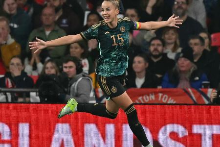 DFB-Frauen: Gwinn verteidigt Wück DFB-Frauen: Gwinn verteidigt Wück