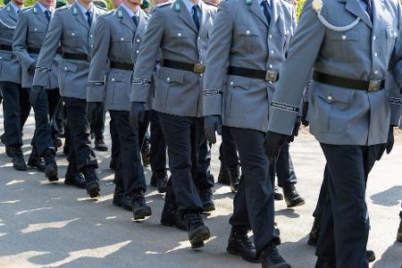 Erstmals wird in Deutschland der Veteranentag gefeiert. (Archivbild)