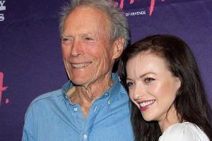 Passend zum 95. Geburtstag: Familienzuwachs für Clint Eastwood