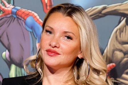 Evelyn Burdecki steht für Evelyn Burdecki steht für