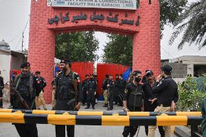 Massenhafter Gefängnisausbruch nach Erdbeben in Pakistan
