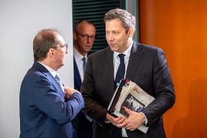 Steuerentlastungen sollen Firmen zum Investieren bringen