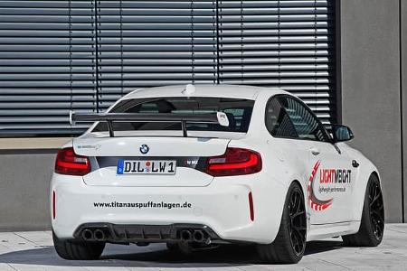 BMW M2 von Lightweight