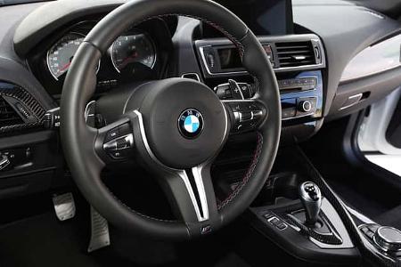 BMW M2 von Lightweight