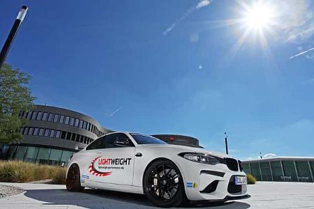 BMW M2 von Lightweight