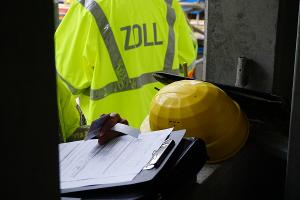 Zoll kontrolliert Großbaustelle