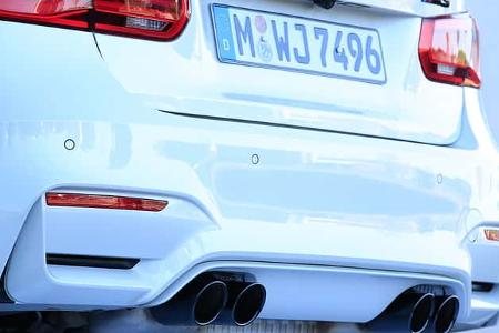 BMW M3 Competition, Endrohre