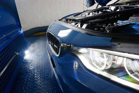 BMW M4 Coupé, Frontscheinwerfer