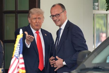 Für Merz ist der erste Besuch im Weißen Haus als Bundeskanzler. Für Merz ist der erste Besuch im Weißen Haus als Bundeskanzler.