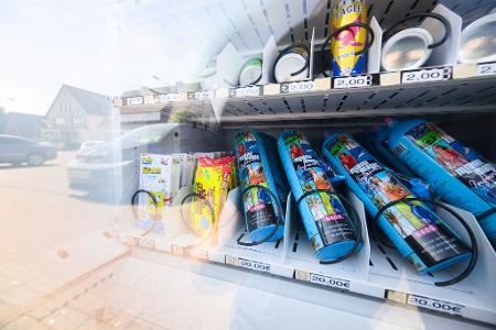 Lachgas soll nicht mehr einfach in Automaten zu kaufen sein. (Archivbild) Lachgas soll nicht mehr einfach in Automaten zu kaufen sein. (Archivbild)
