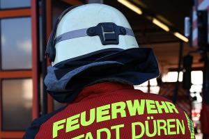 Küchenbrand in der Südstadt: Eine verletzte Person; Wohnung nicht mehr bewohnbar