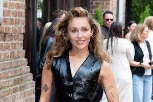 Miley Cyrus: So hielt die Sängerin ihren Drogenkonsum geheim