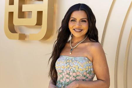 Mindy Kaling erklärt: Deshalb pausiert sie ihre Schauspielkarriere Mindy Kaling erklärt: Deshalb pausiert sie ihre Schauspielkarriere