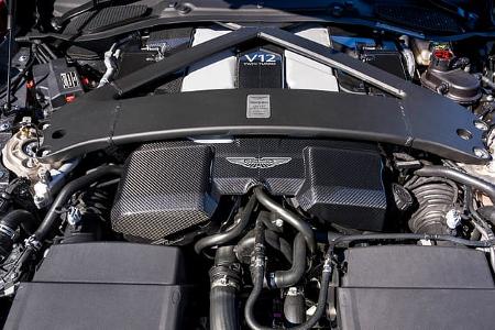 Aston Martin V12 Vanquish 2024