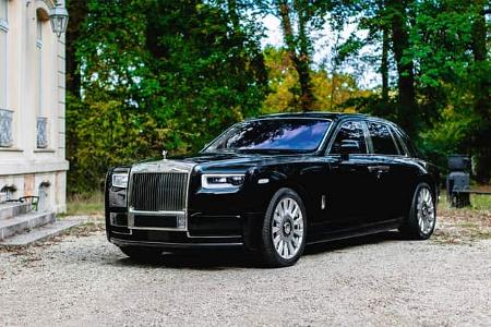 Rolls-Royce Phantom (2018) Karl Lagerfeld Rolls-Royce Phantom (2018) Karl Lagerfeld