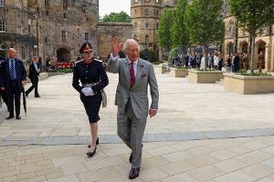König Charles: Strahlender Besuch von Lancaster Castle