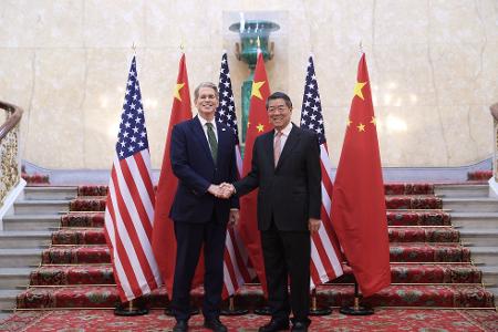 China und die USA sprechen in London über ihren Handelsstreit. 