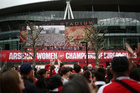 Arsenal-Frauen künftig immer im Emirates Stadium Arsenal-Frauen künftig immer im Emirates Stadium