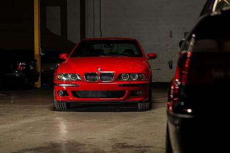 BMW M5 E39 (2003) 746 miles Imola red