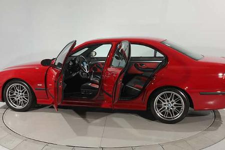 BMW M5 E39 (2003) 746 miles Imola red