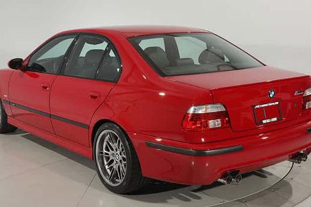 BMW M5 E39 (2003) 746 miles Imola red