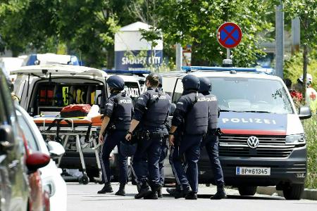 Polizei und Rettungskräfte waren im Großeinsatz. Polizei und Rettungskräfte waren im Großeinsatz.