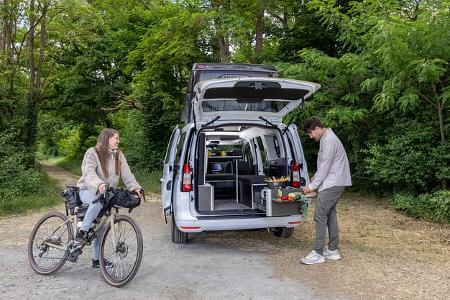 Reimo, Außenaufnahme, Camping, Fahrrad, Campervan Reimo, Außenaufnahme, Camping, Fahrrad, Campervan