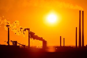 Neue Konjunkturprognosen: Wirtschaftskrise endet 2026