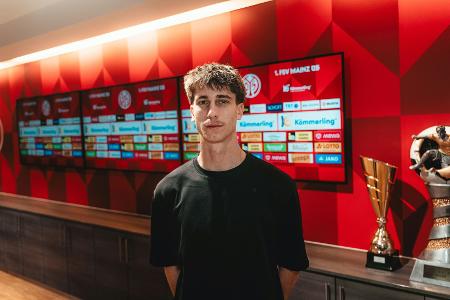 Verstärkung aus Down Under: Mainz holt Linksverteidiger Bos Verstärkung aus Down Under: Mainz holt Linksverteidiger Bos