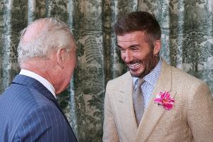 Englands Fußball-Ikone Beckham zum Ritter ernannt