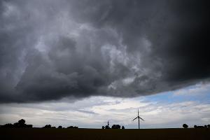 Hitzegewitter im Westen - auch am Sonntag gewittrig